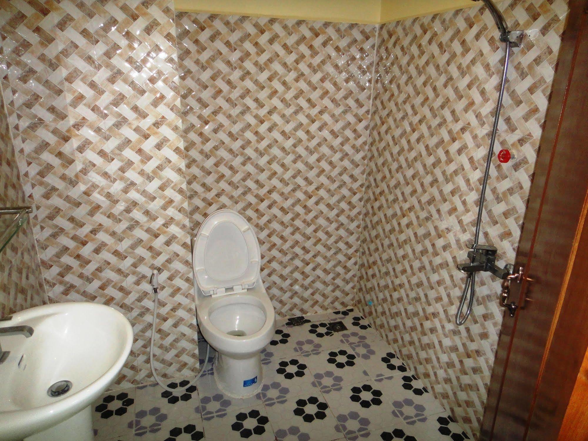 Borey Vatanac Guesthouse Kampot Exteriér fotografie